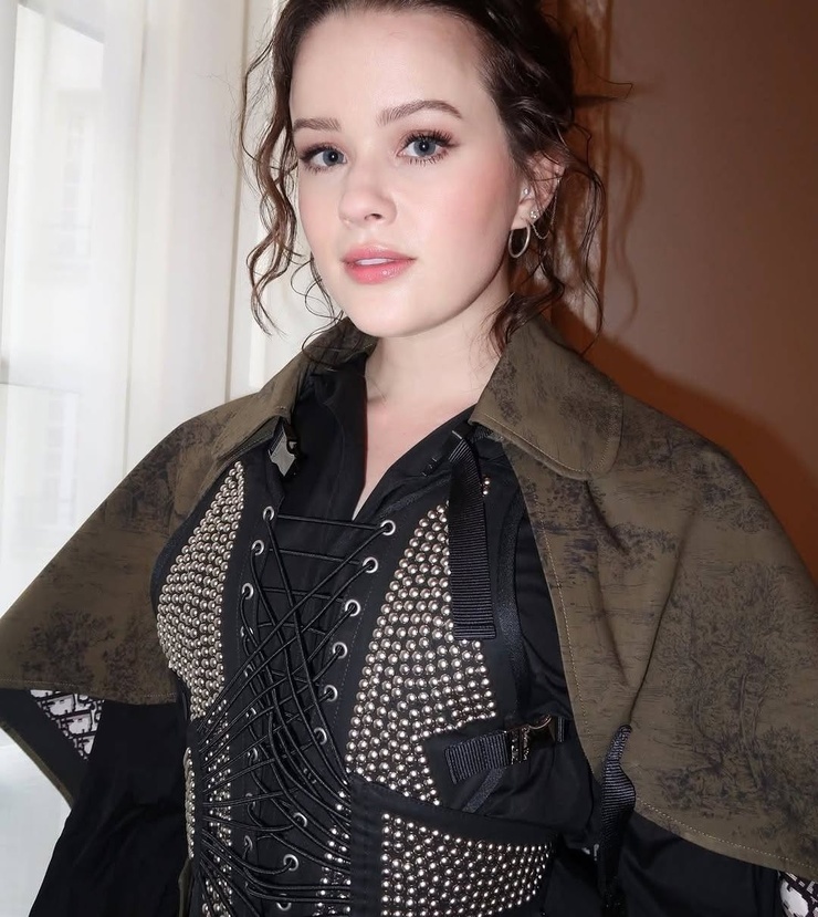 Ava Phillippe