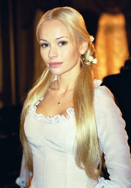 Elena Korikova