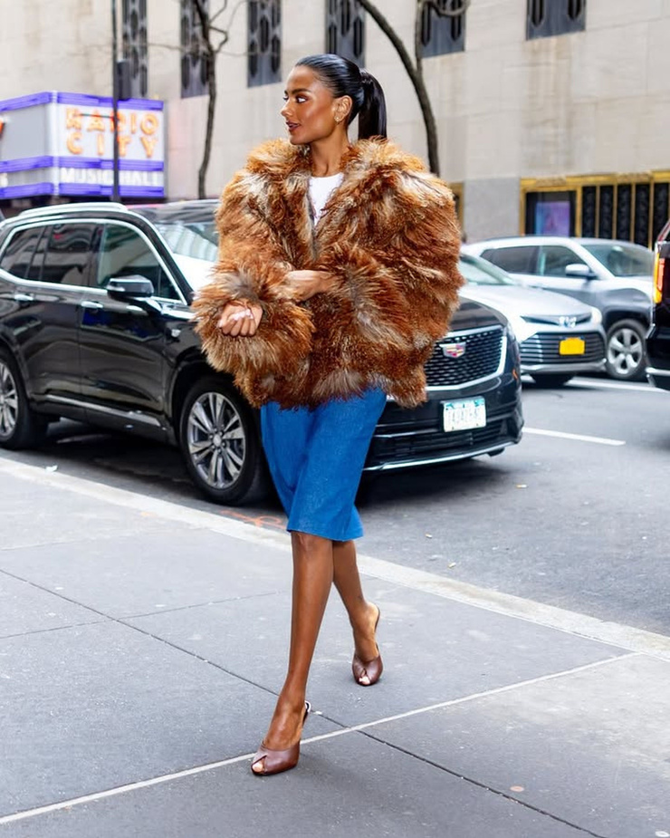 Simone Ashley Simone Ashley