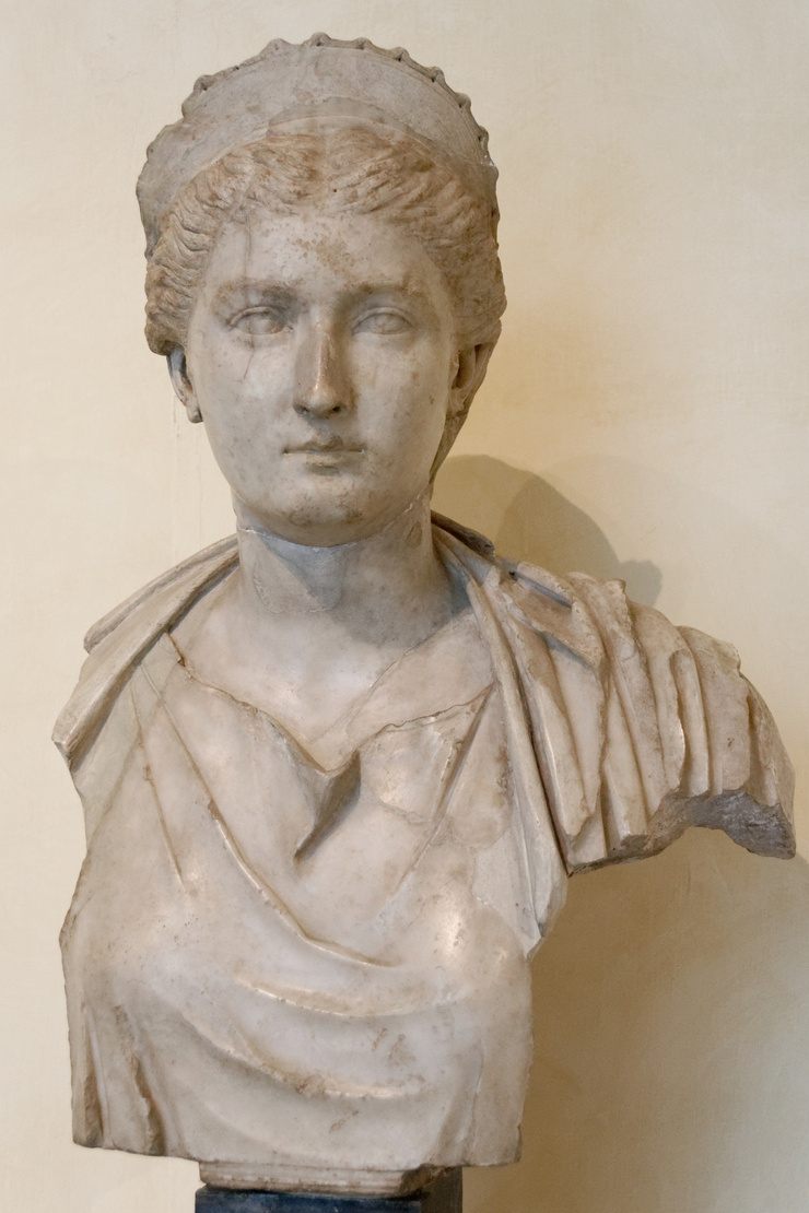 Bust of Vibia Sabina Bust of Vibia Sabina
