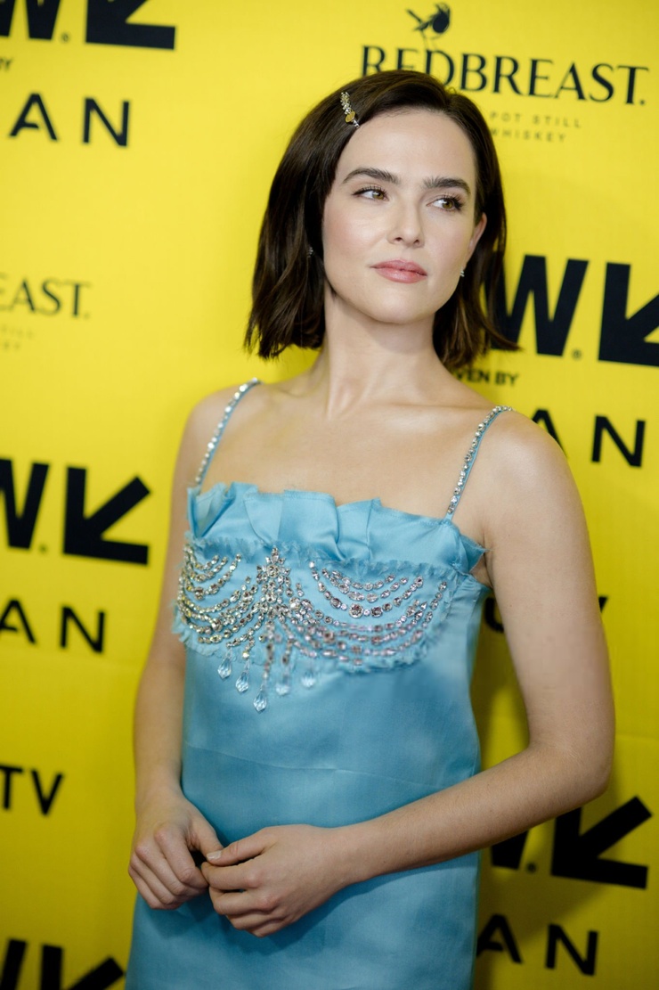 Zoey Deutch