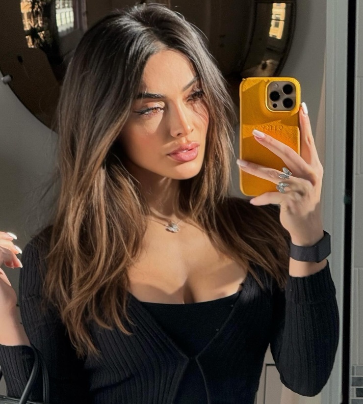 Betül Lily