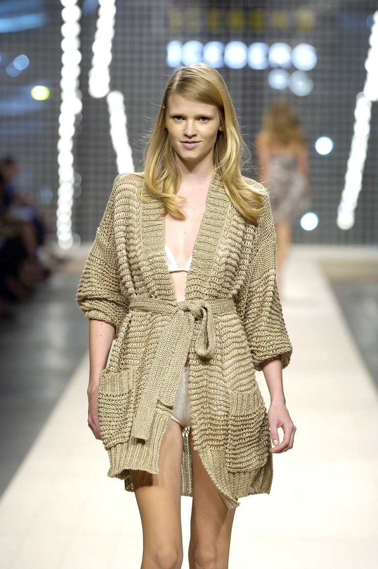 Lara Stone