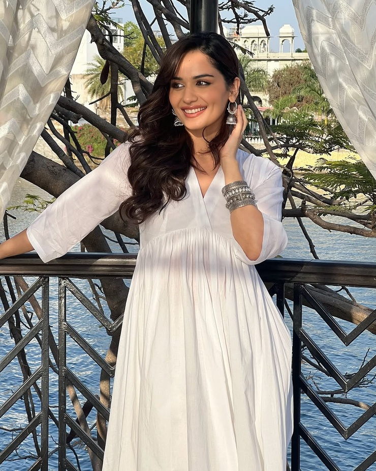 Manushi Chhillar