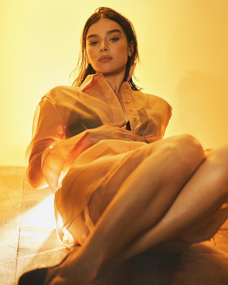 Hailee Steinfeld Hailee Steinfeld