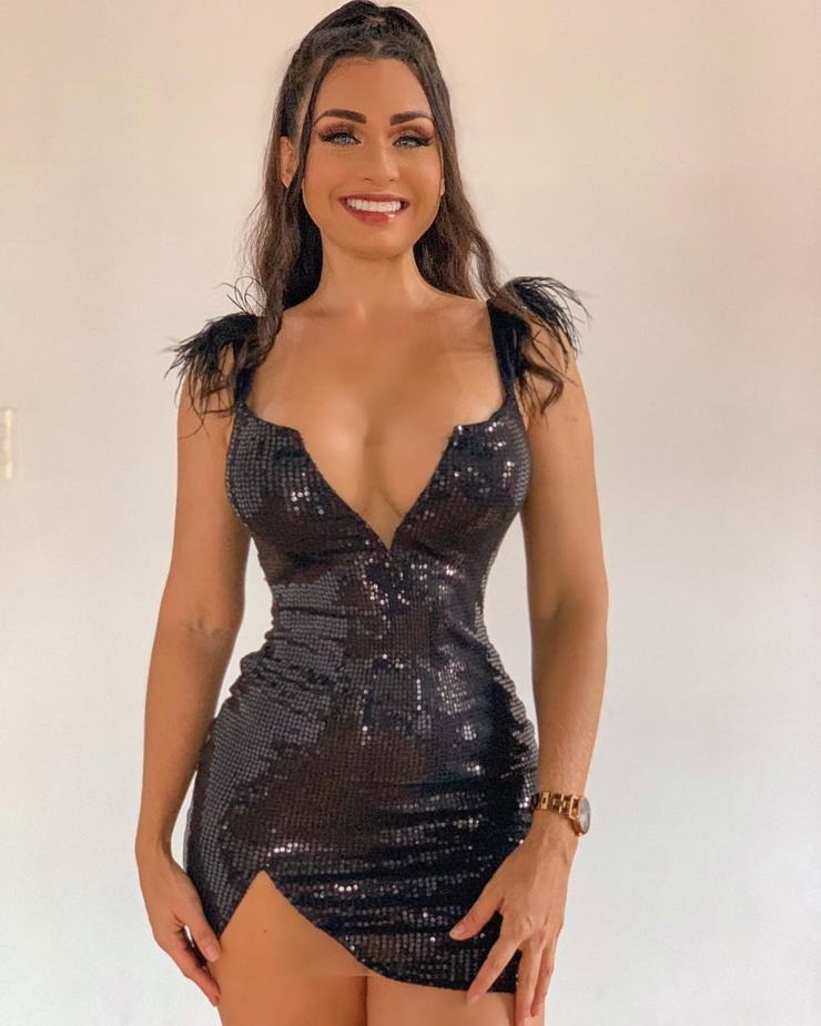 Bella Araujo