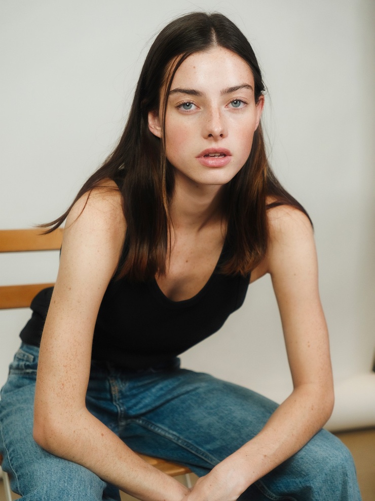 Chloe Coutau Chloe Coutau