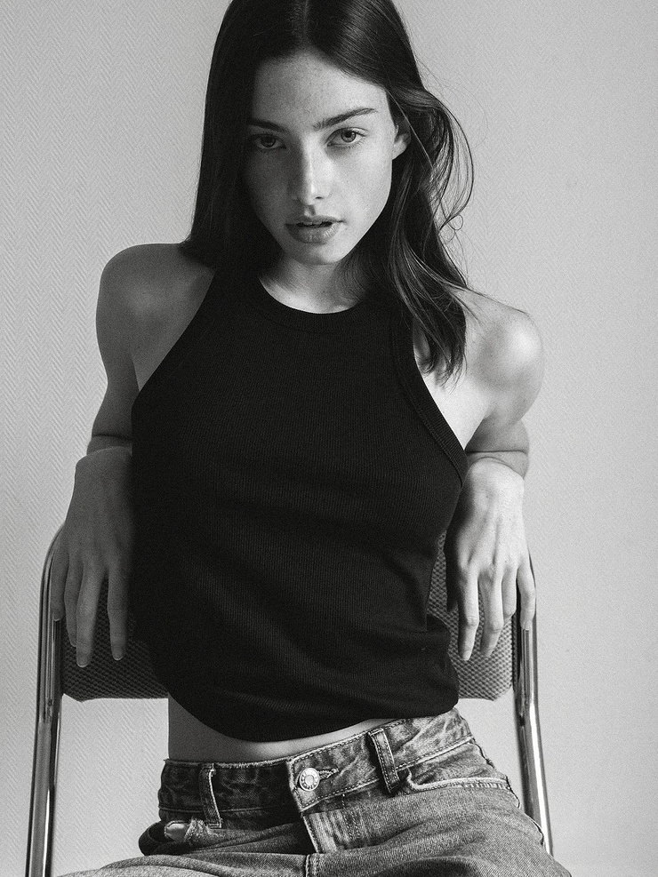 Chloe Coutau Chloe Coutau