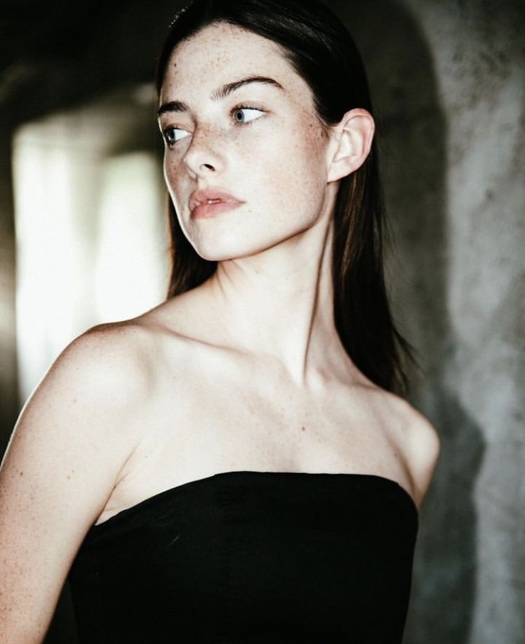 Chloe Coutau
