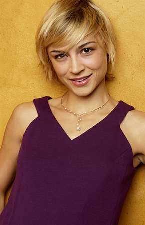 Samaire Armstrong Samaire Armstrong