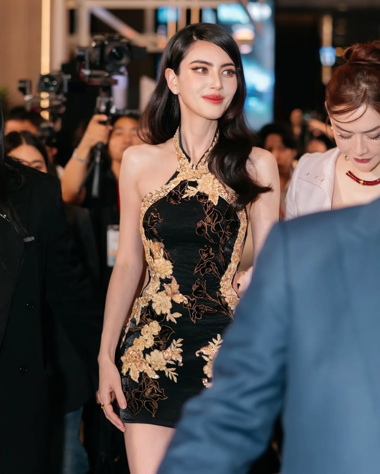 Davika Hoorne