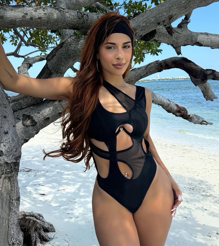 Leli Hernandez