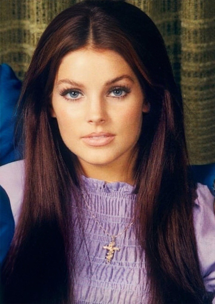 Priscilla Presley