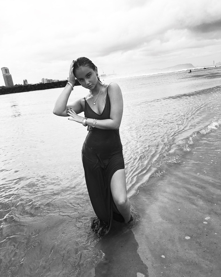 Chelsea Mayer