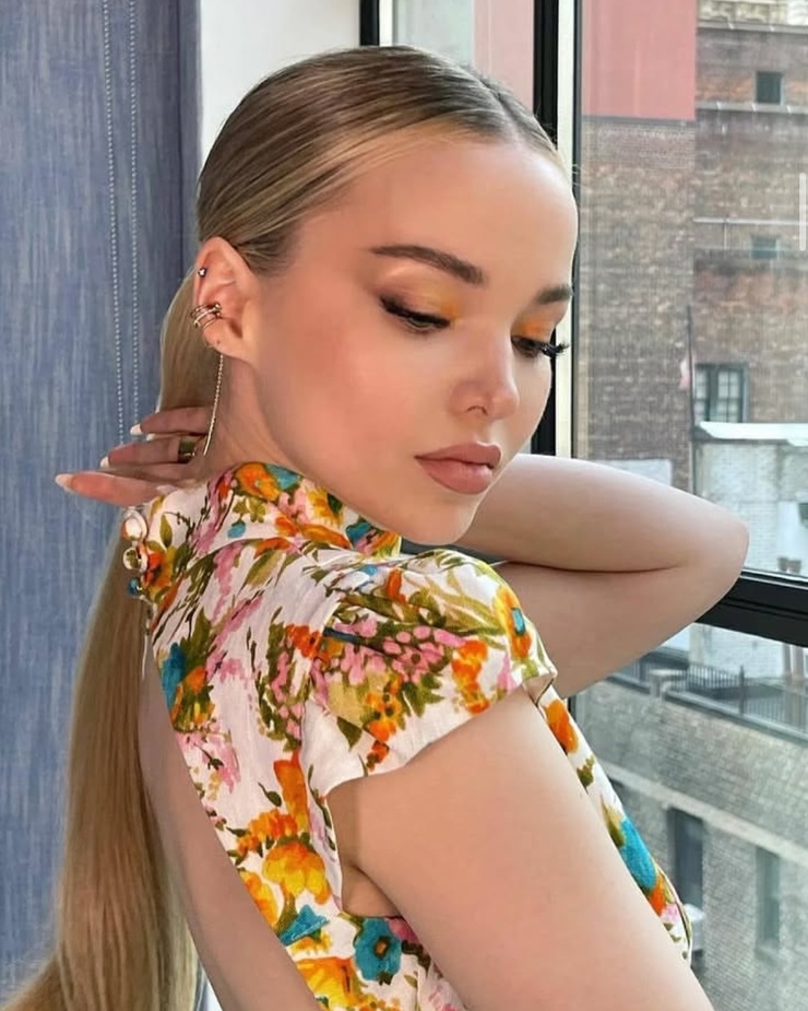 Dove Cameron