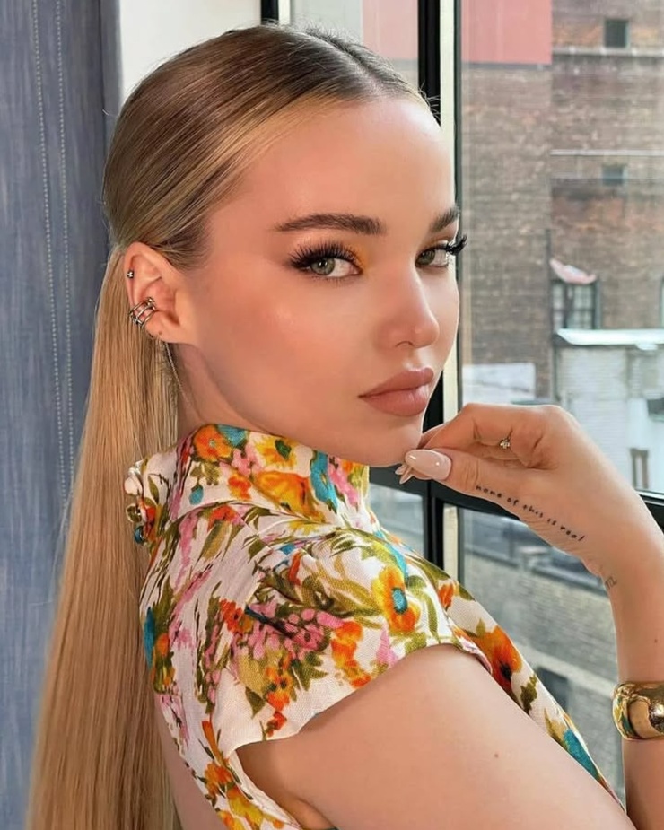 Dove Cameron