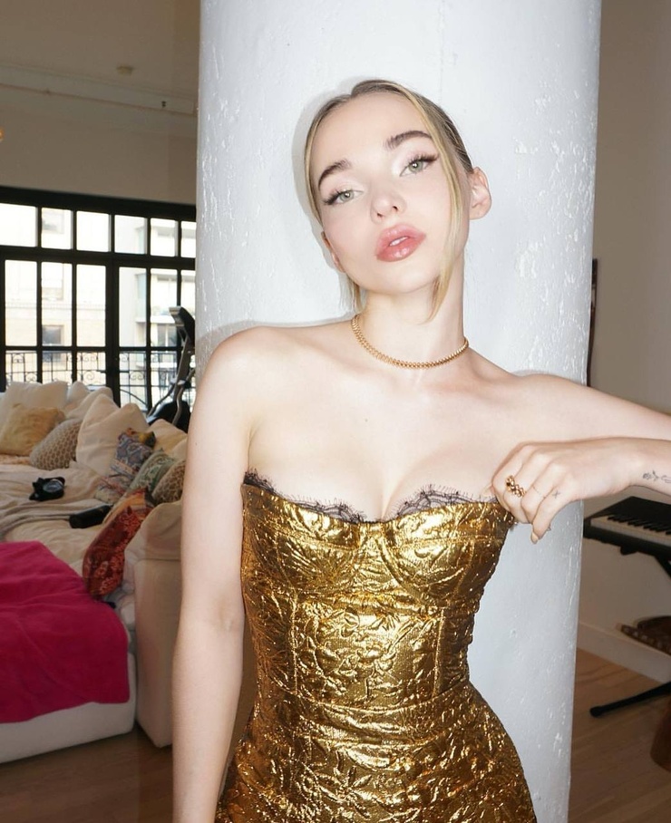 Dove Cameron