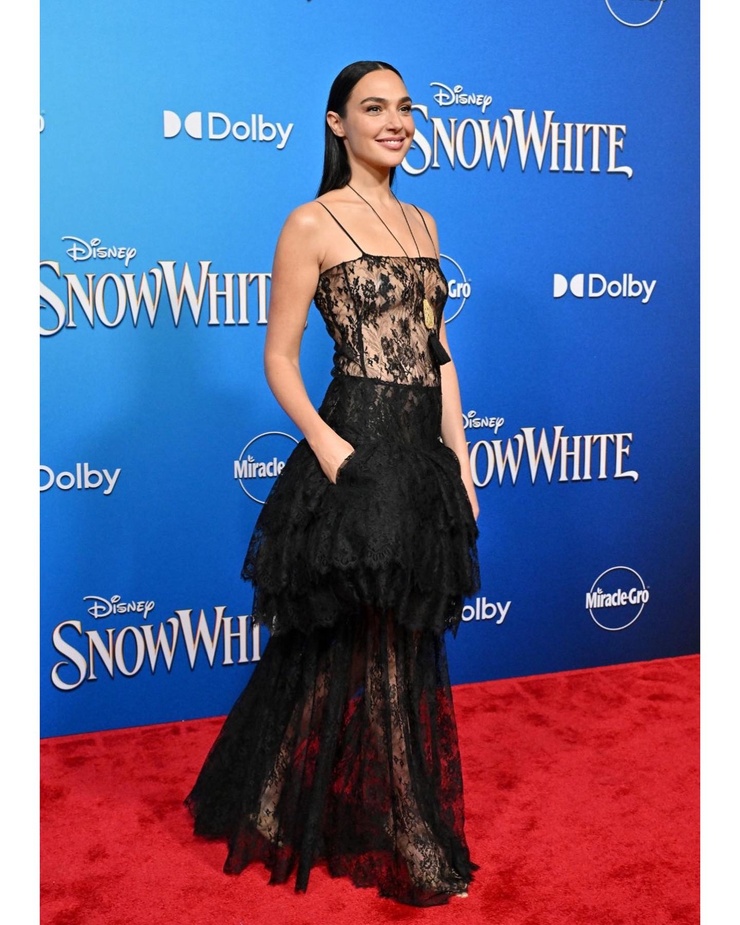 Gal Gadot Gal Gadot