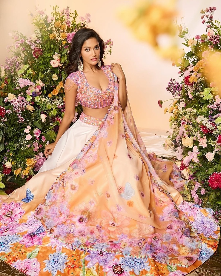 Sushrii Shreya Mishraa