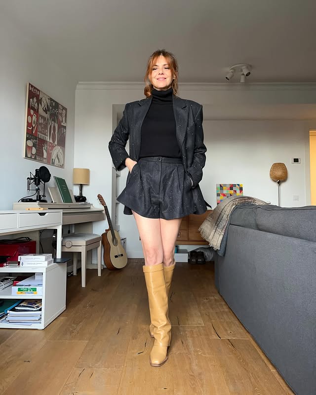 Manuela Velasco Manuela Velasco