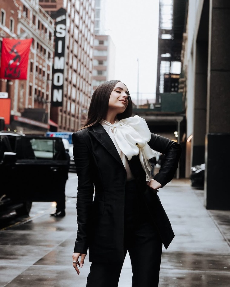Sofia Carson