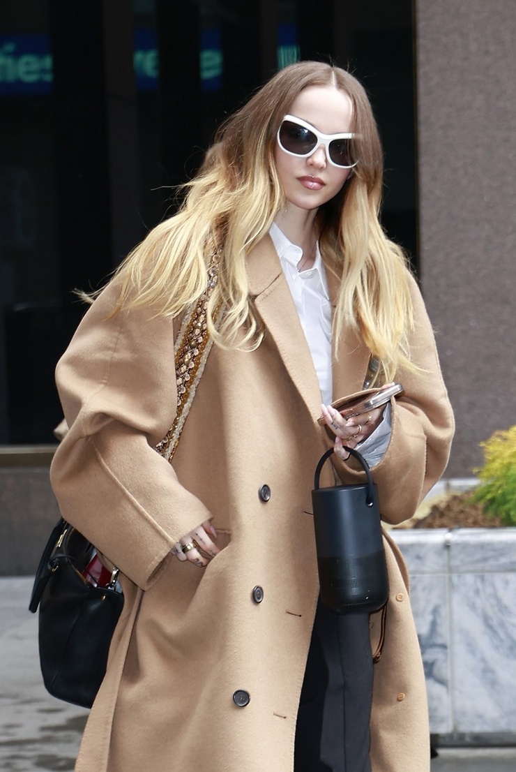 Dove Cameron