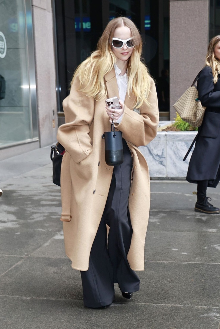 Dove Cameron