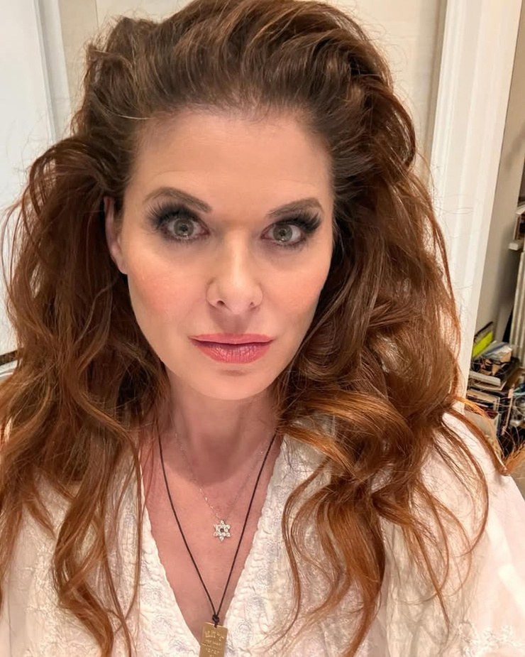 Debra Messing