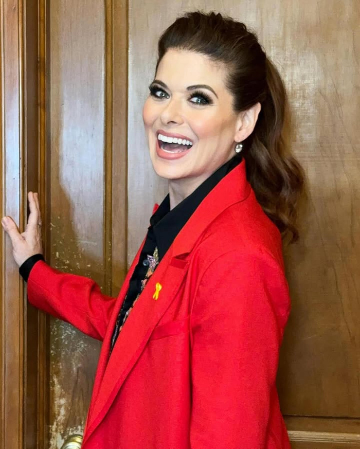 Debra Messing