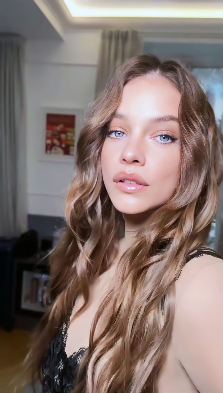 Barbara Palvin Barbara Palvin