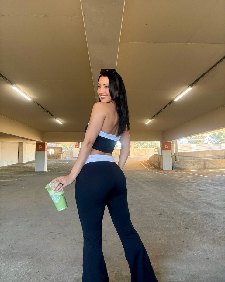 Alanna Dergan Alanna Dergan