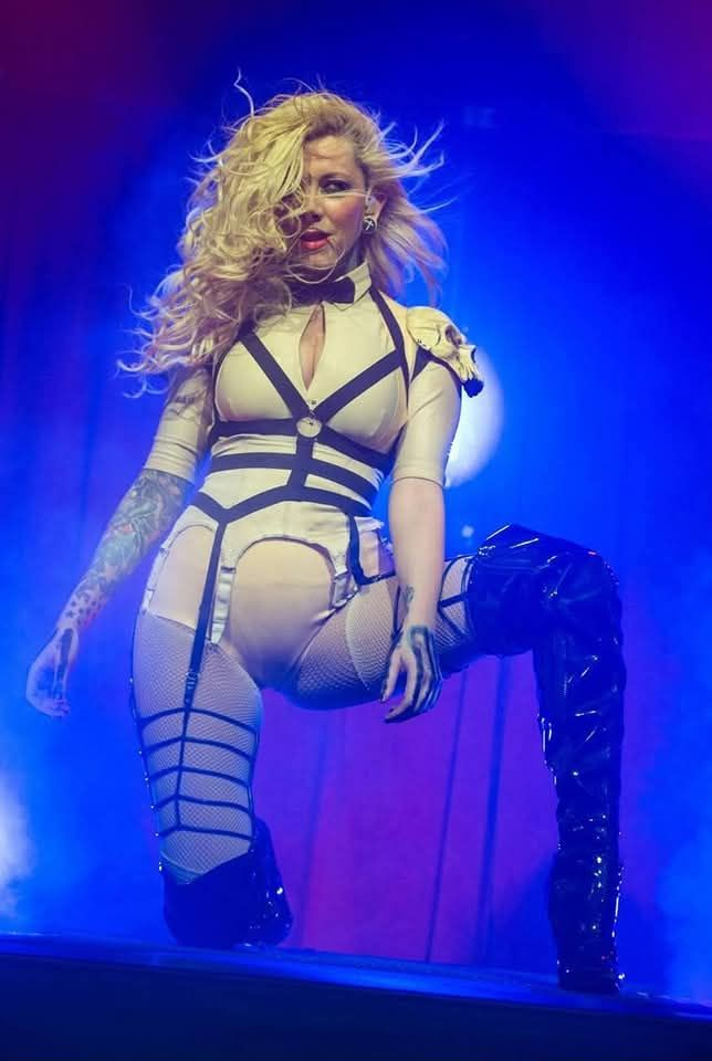 Maria Brink