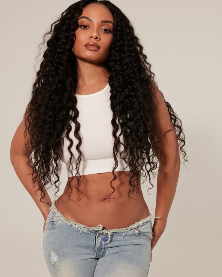 Essence Tatiana