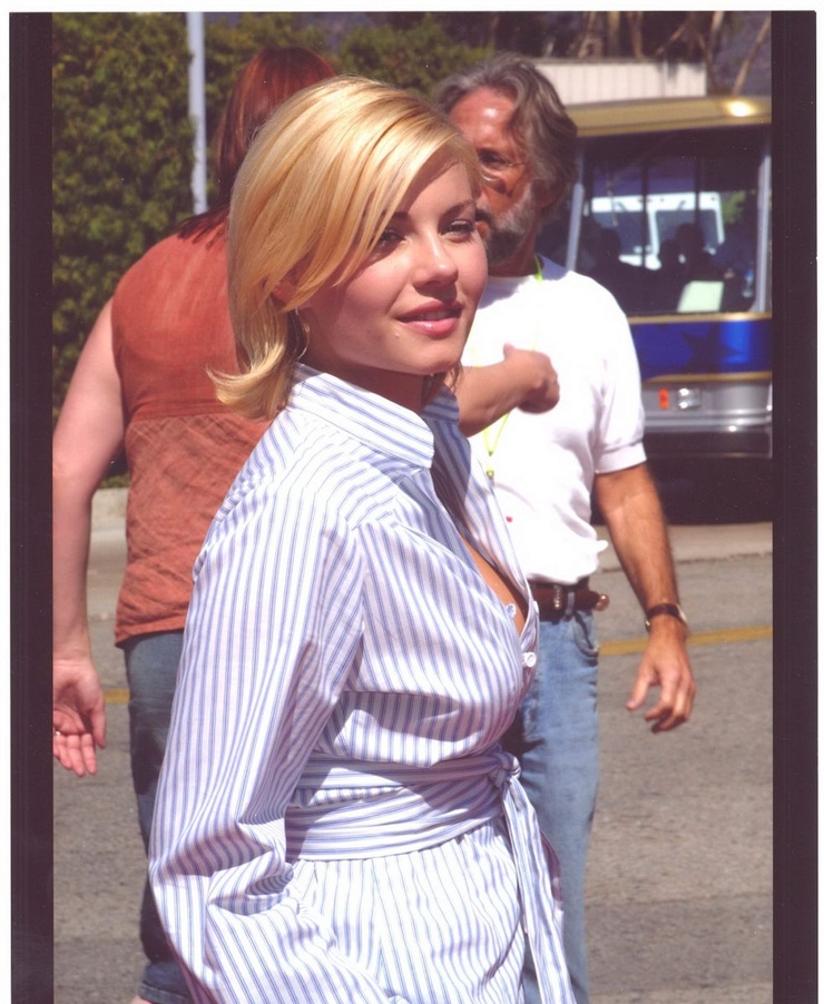 Elisha Cuthbert Elisha Cuthbert