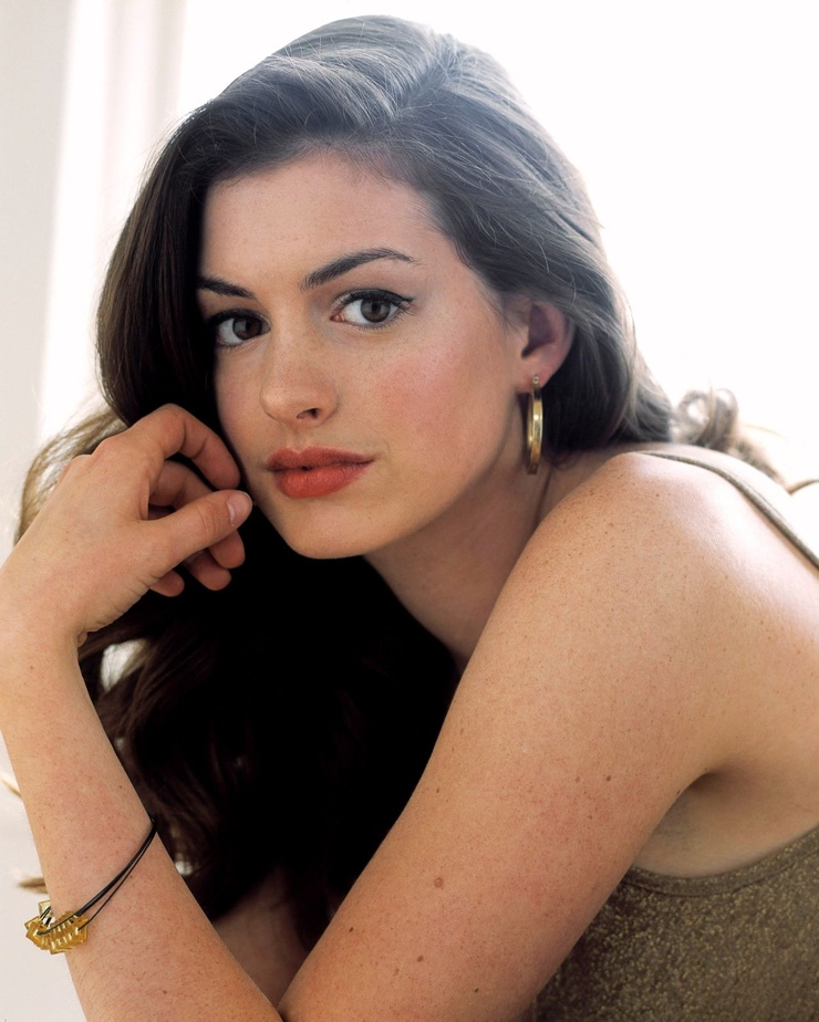 Anne Hathaway