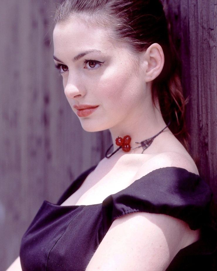 Anne Hathaway
