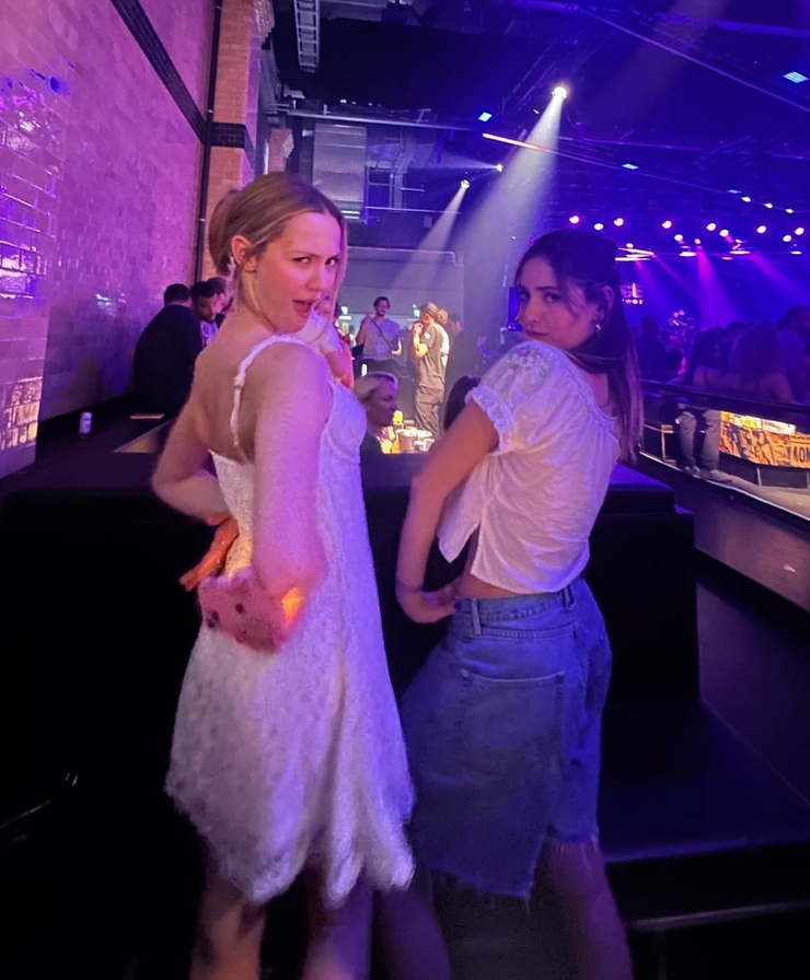 Iris Apatow