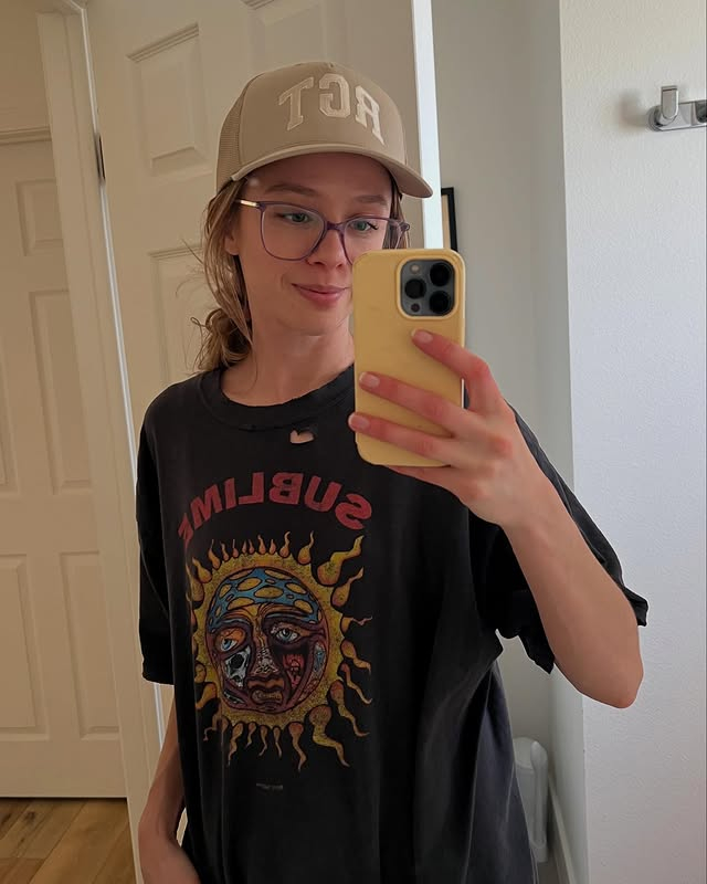 Picture Of Anna Lore 640full Anna Lore