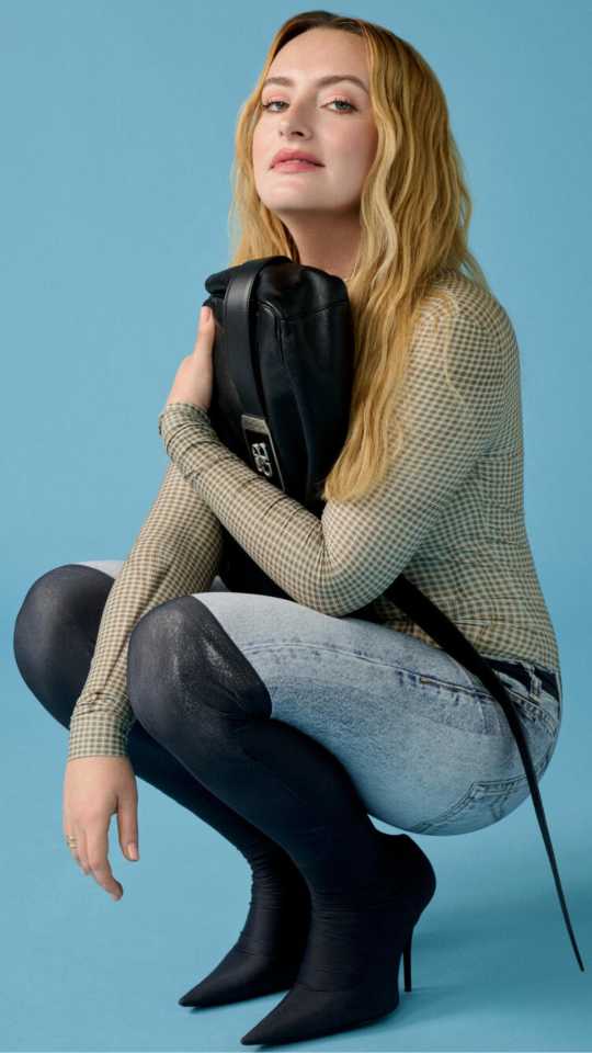 Amelia Dimoldenberg