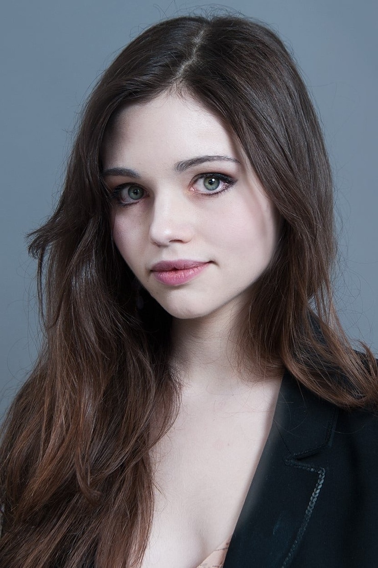 India Eisley India Eisley