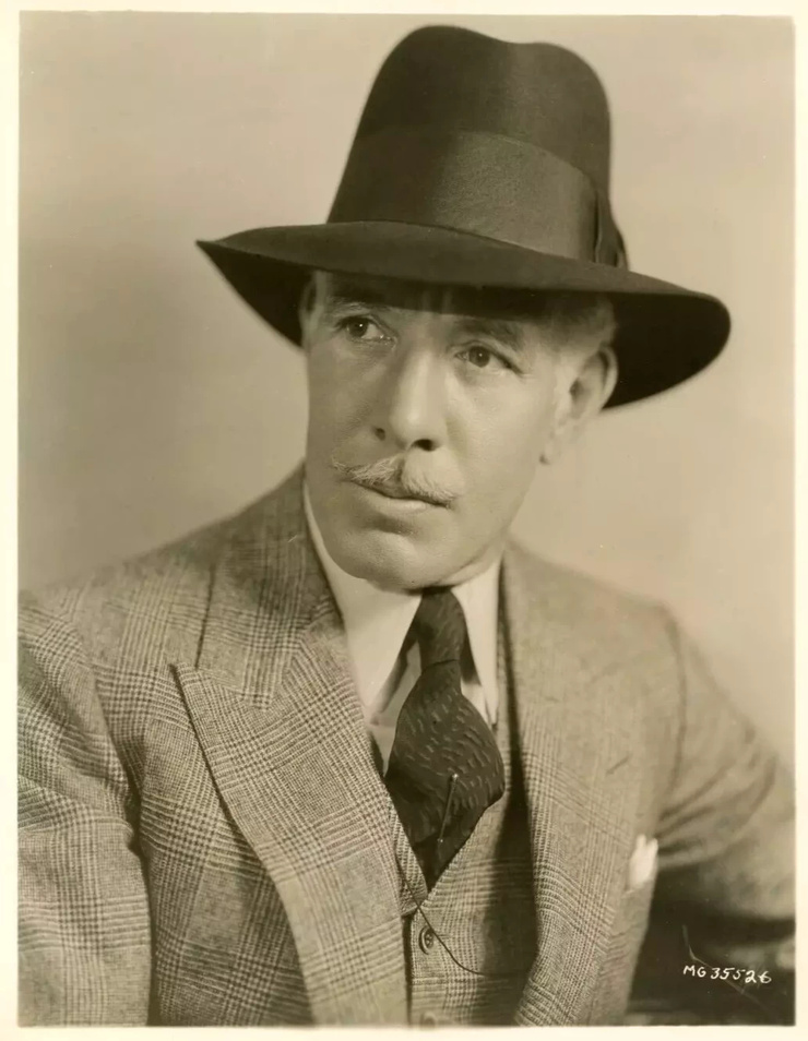Lewis Stone