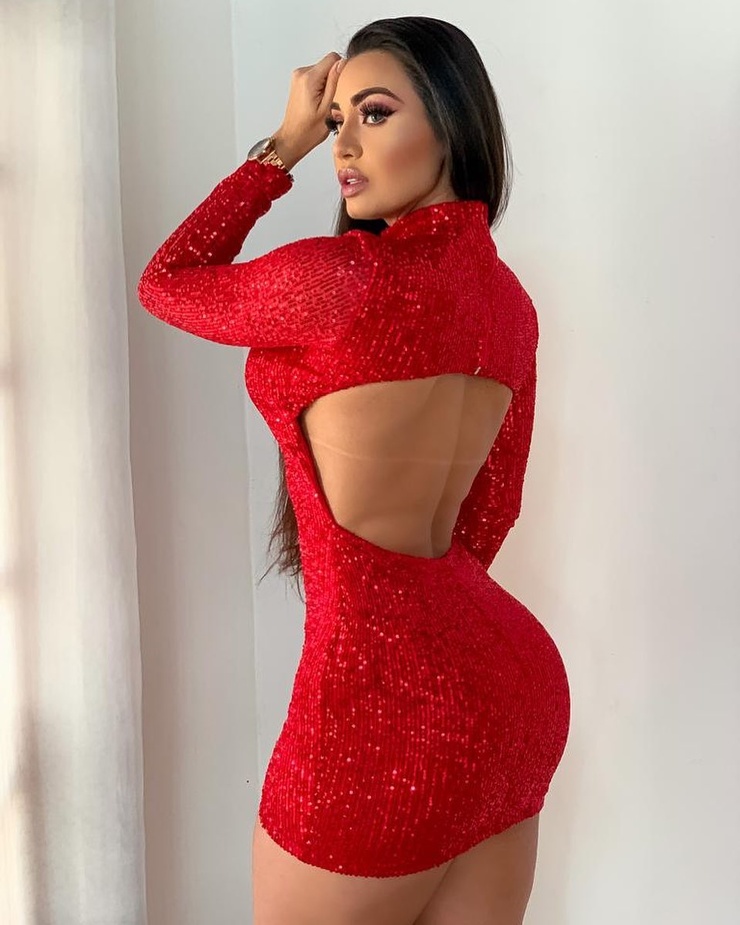 Bella Araujo