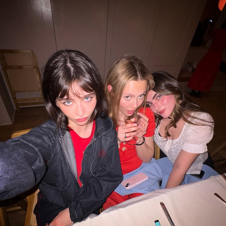 Iris Apatow