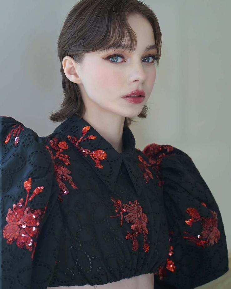 Emma Myers