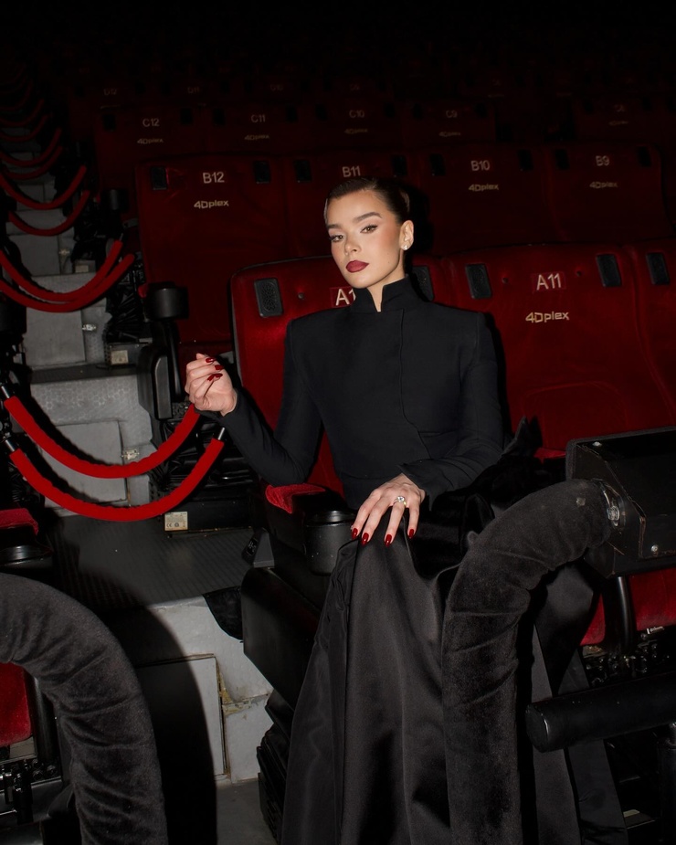 Hailee Steinfeld