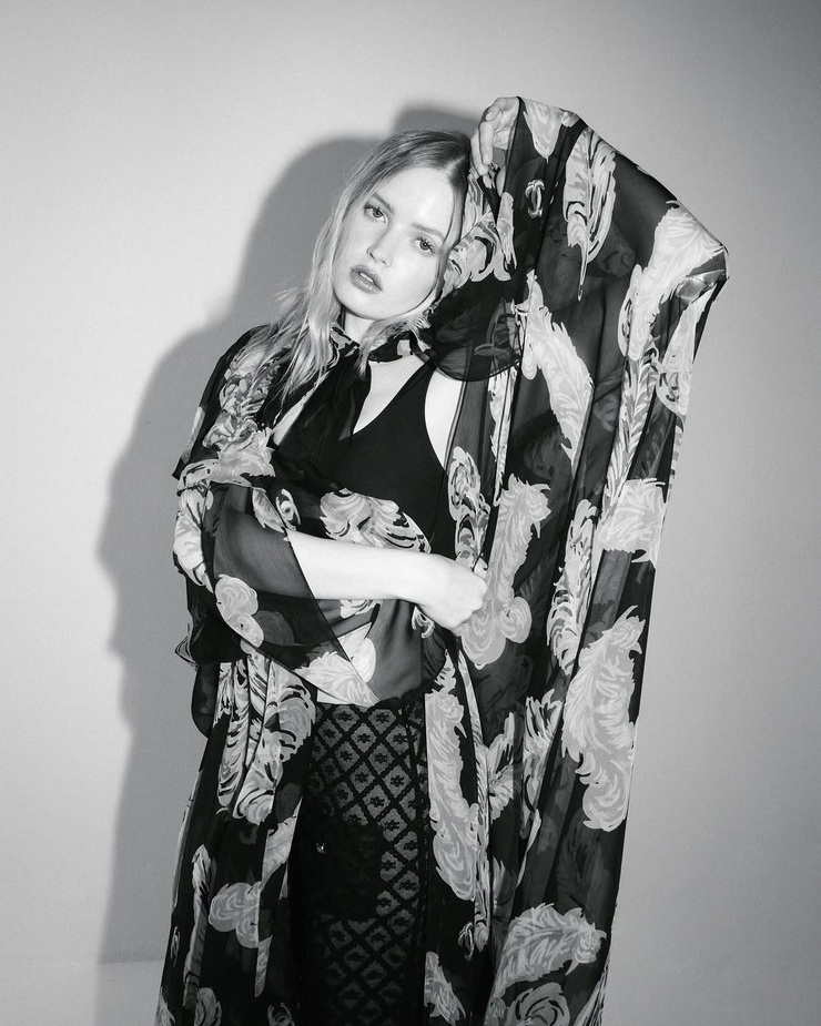 Ellie Bamber