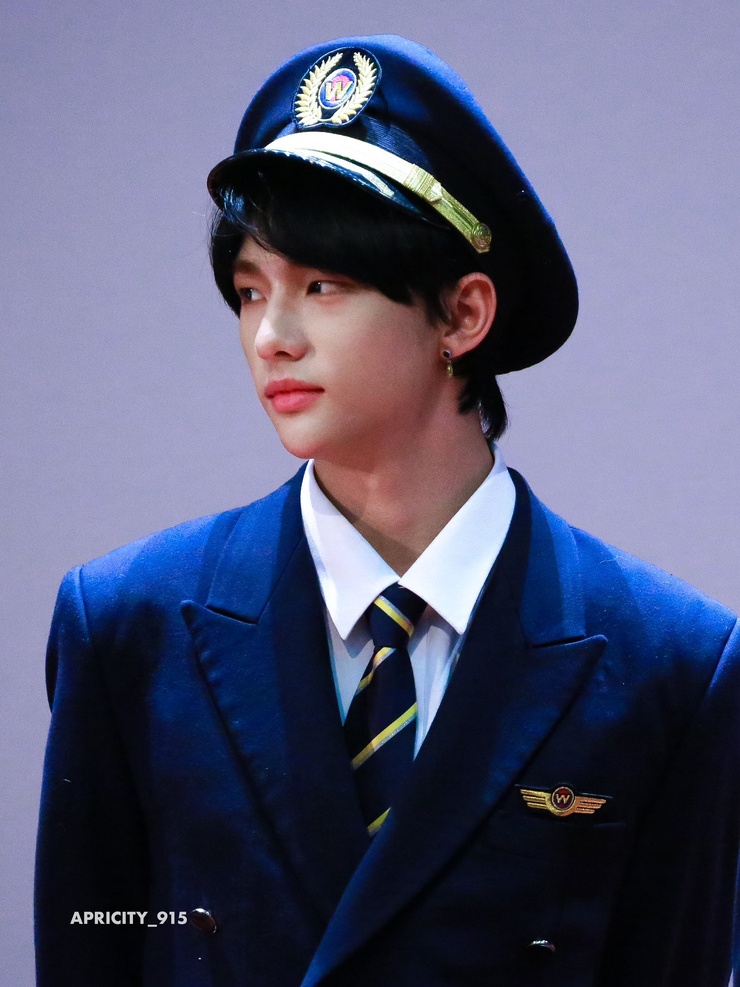 Hyun-Jin Hwang