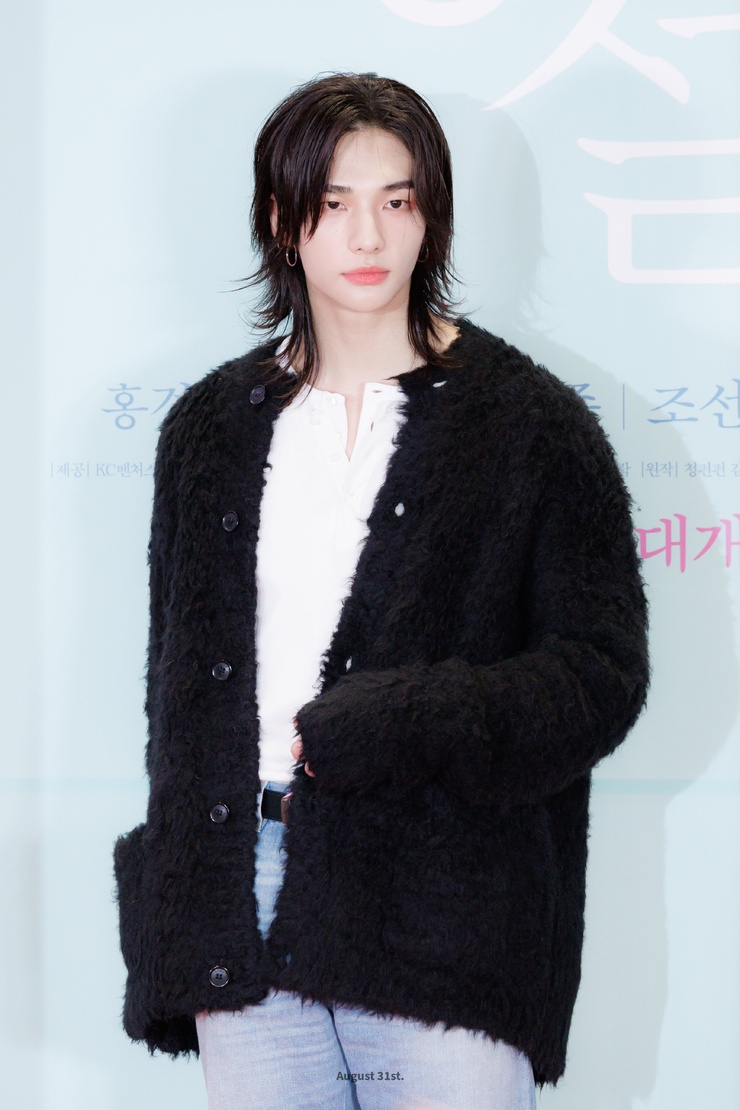 Hyun-Jin Hwang