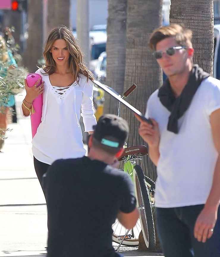 Alessandra Ambrosio Alessandra Ambrosio