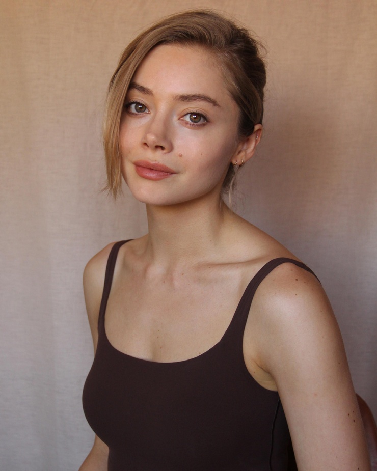 Alina Lee